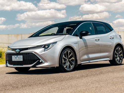 Toyota Corolla facelift to debut this year - report